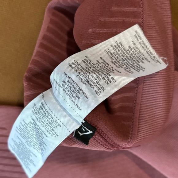 🎈Gymshark~Capri Leggings - Picture 5 of 6